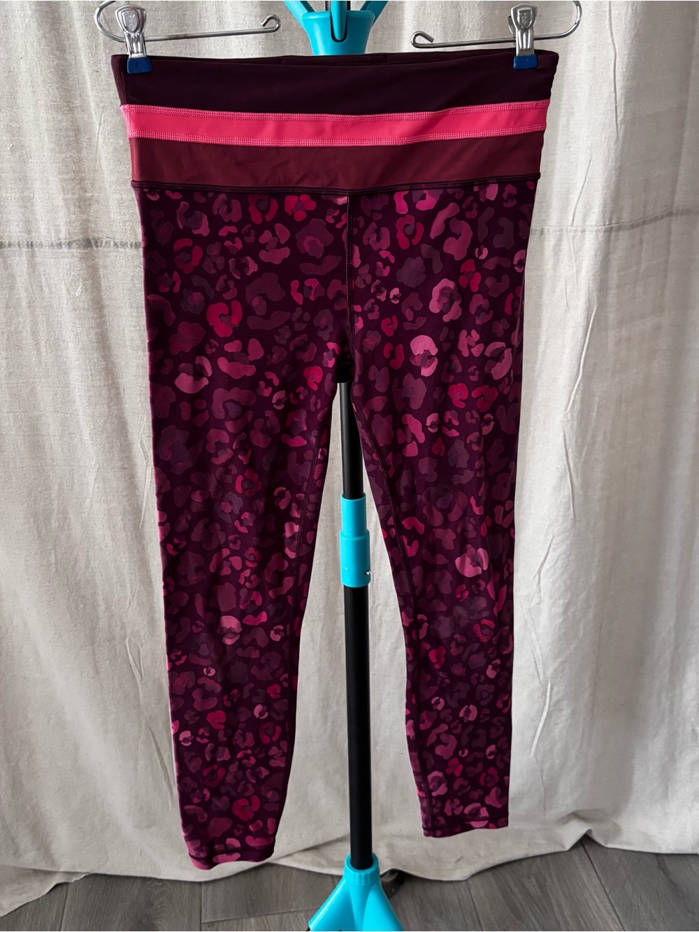Athleta elation 7/8 tight Leopard-Print Leggings